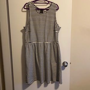 2/$20 Striped cotton dress